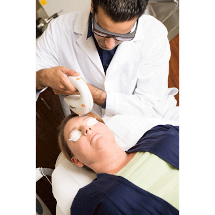 Red Light Reduces Erythema Following Ablative Resurfacing