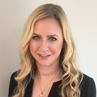 Terri Wojak Headshot