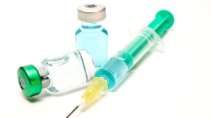 Syringe with two full viles