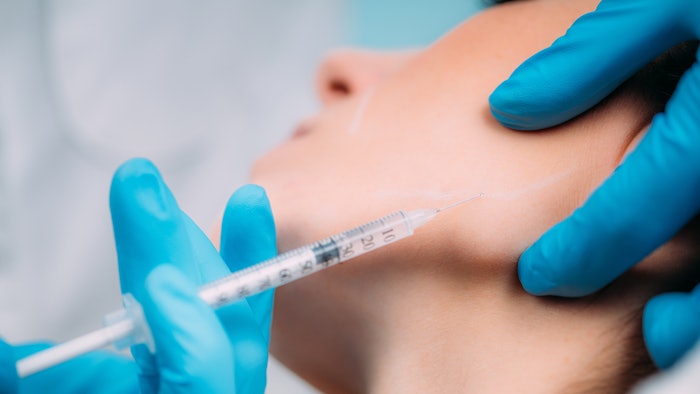 The researchers determined that there is no role for the use of negative aspiration when injecting dermal fillers.