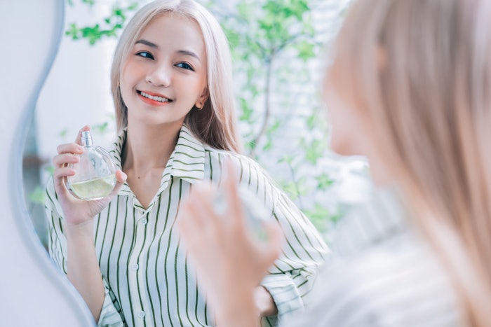 Shoppers are seeking prestige, long-lasting fragrances, driving up the average unit price in the U.S. market.