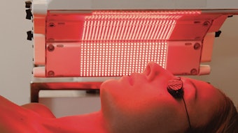 light therapy photobiomodulation LED treatment