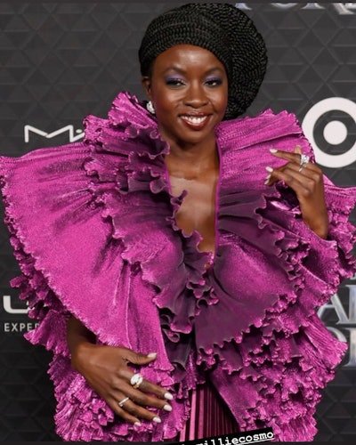 Danai Gurira wears press-on nails to Wakanda Forever Hollywood premiere. Her nail look was created by Millie Machado.