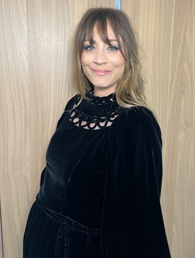 Celebrity hairstylist Marilee Albin shares her how-to for Kaley Cuoco's Critics' Choice blowout using Redken products.