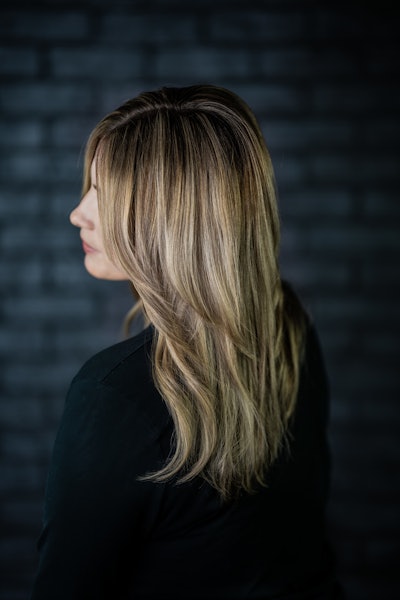 The curve cut is the next big look because it has the cool-girl elements of a hybrid cut without sacrificing length.