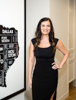 Sarah V Headshot 1 1170x1536