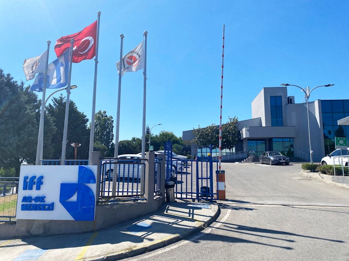 The Creation and Design Center houses state-of-the-art facilities such as dedicated labs for beverages, bakery, confectionery, meat and snacks, an analytical lab, pilot plants and boasts a culinary kitchen.