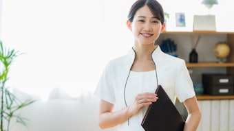 Some medspa owners with established and successful business models are looking to expand their reach through franchising opportunities. This can mean being confronted with a fork-in-the-road decision: franchise or independent.