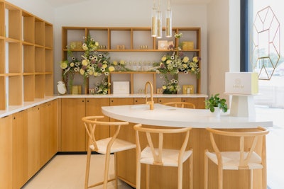 Rooted in AIREM’s products and services, including exosome facials, rejuvenation treatments, white lotus tea and more is the “gwalle” concept. This principle values the interconnection of beauty and wellness, weaving into each other through intention and purpose to enhance one another.