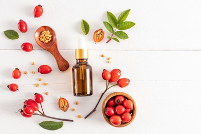 Agilirose Beauty is derived from the skin of wild-growing rosehip berries, a plant material historically used for its health-promoting properties.