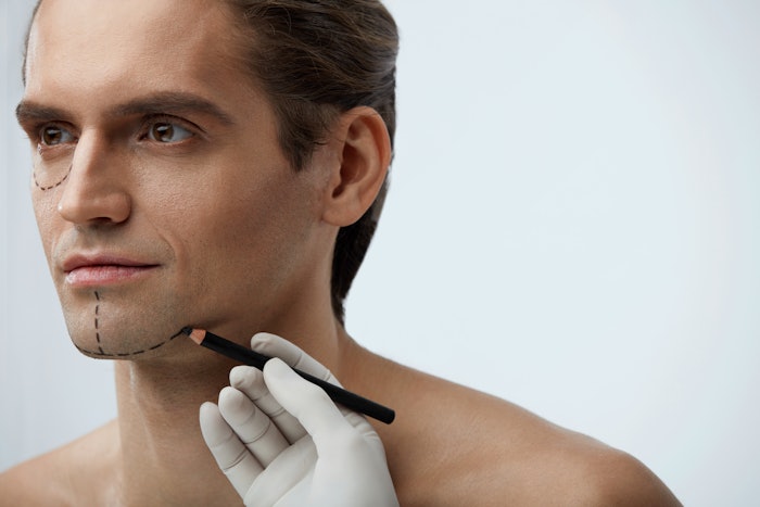 The July/August issue highlights the immense wave of preventive aesthetics and men’s motivation for facial rejuvenation, but also how to approach men’s procedures in plastic surgery, as their anatomy differs widely from women.