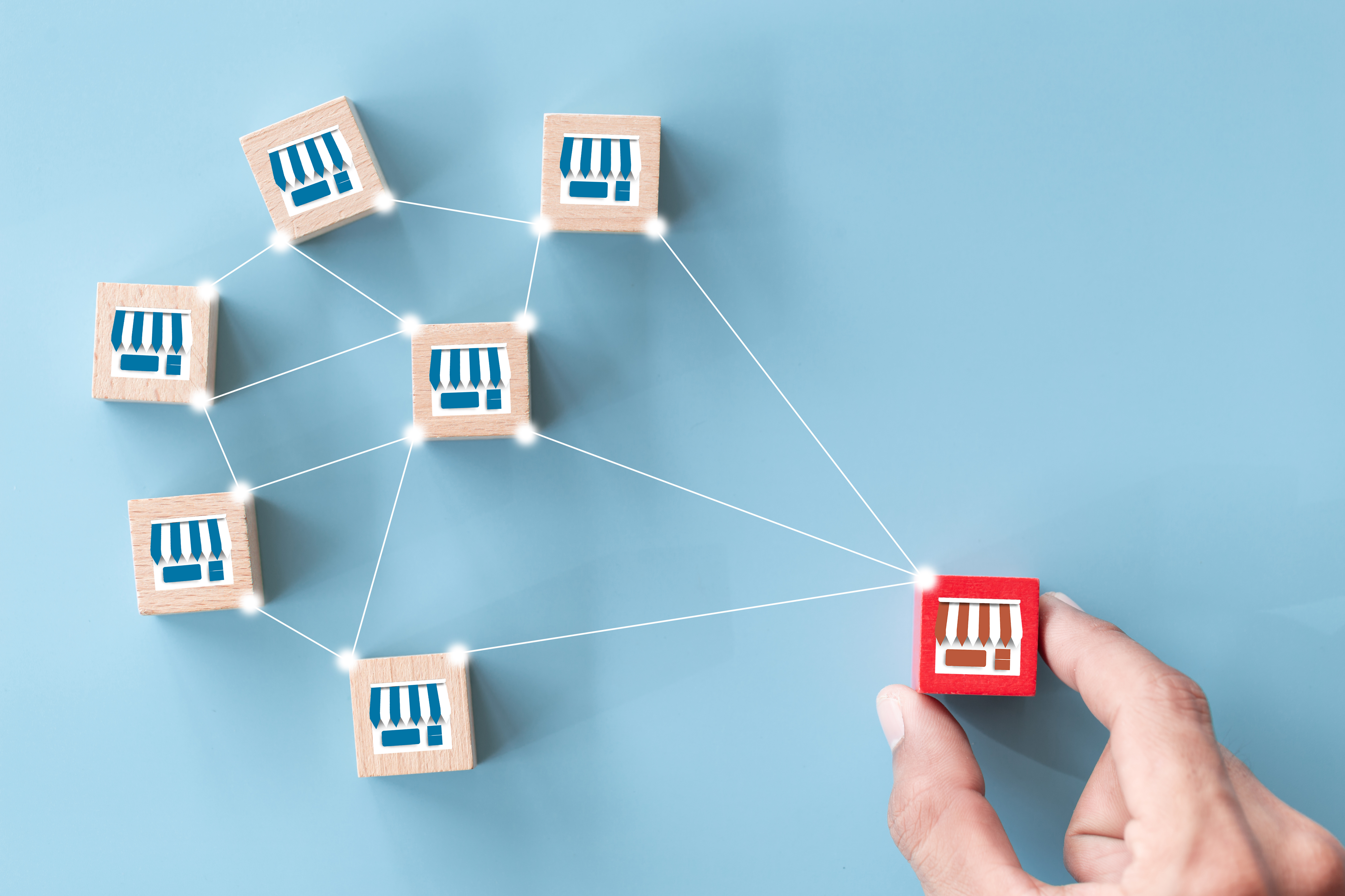 GLO30 reported a 120% surge in growth, per a May 2025 Kline + Company study, pointing to the fact that membership programs and franchising is becoming a successful direction for businesses in the skin care industry.