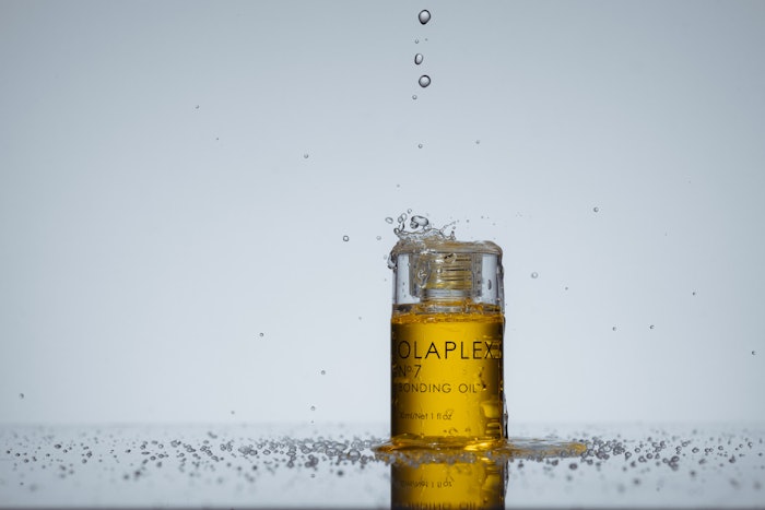 Net sales decreased 14.6% in the United States and increased 7.1% internationally.