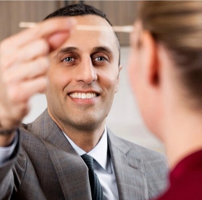 Eftekhari will present a five-minute ptosis surgery technique at the 18th American-Brazilian Aesthetic Meeting, educating an international audience of plastic surgeons on a highly effective procedure for correcting droopy eyelids.