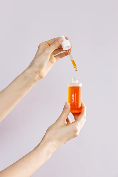 NoPalm Ingredients and ÄIO use fermentation to transform agricultural, wood and dairy waste (like whey permeate) into oils and fats identical to conventional palm and petroleum-based oils.